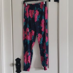 🔴3/$12 Aerie silky jogger
